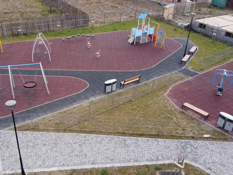 Dávid Ferenc játszótér és park, Székelykeresztúr – 2. kép