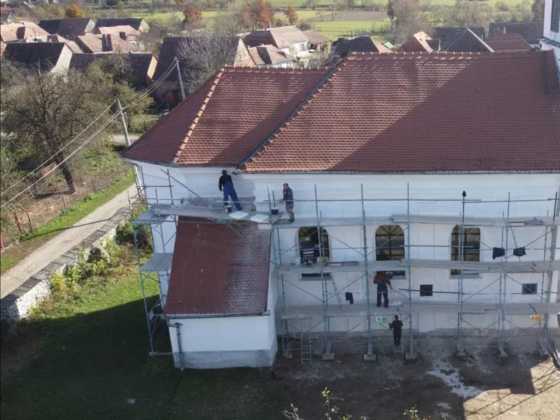 Etédi katolikus templom homlokzatfelújítása – 4. kép
